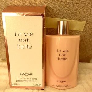 NEW LE VIE EST BELLE